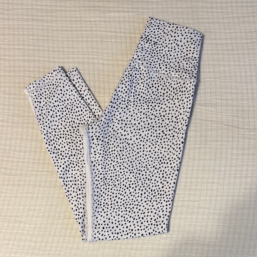 Allfenix Black and White Polka Dot Leggings